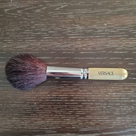 Versace Blush Brush 